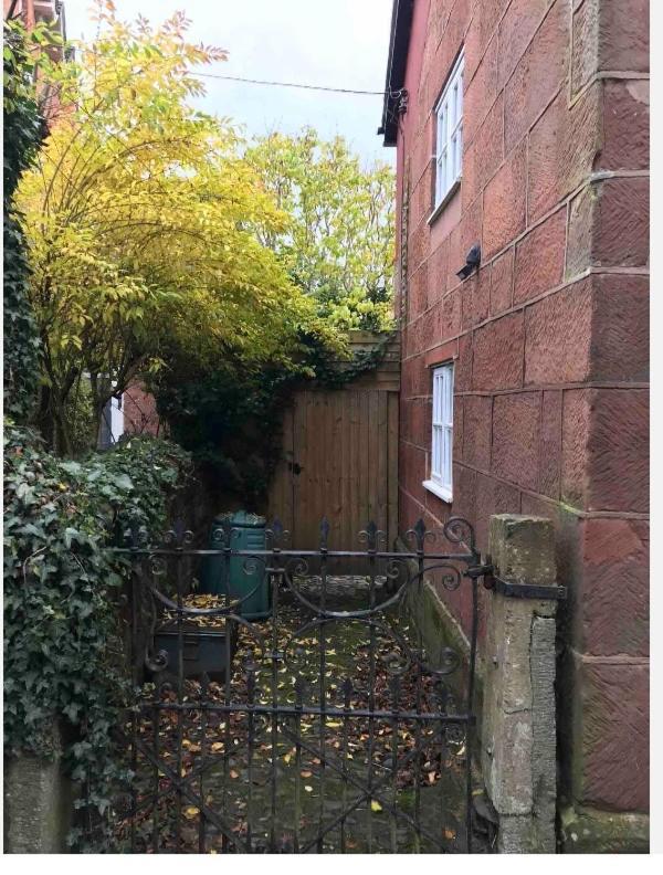 Pear Tree Cottage Courtyard Shrewsbury Ngoại thất bức ảnh