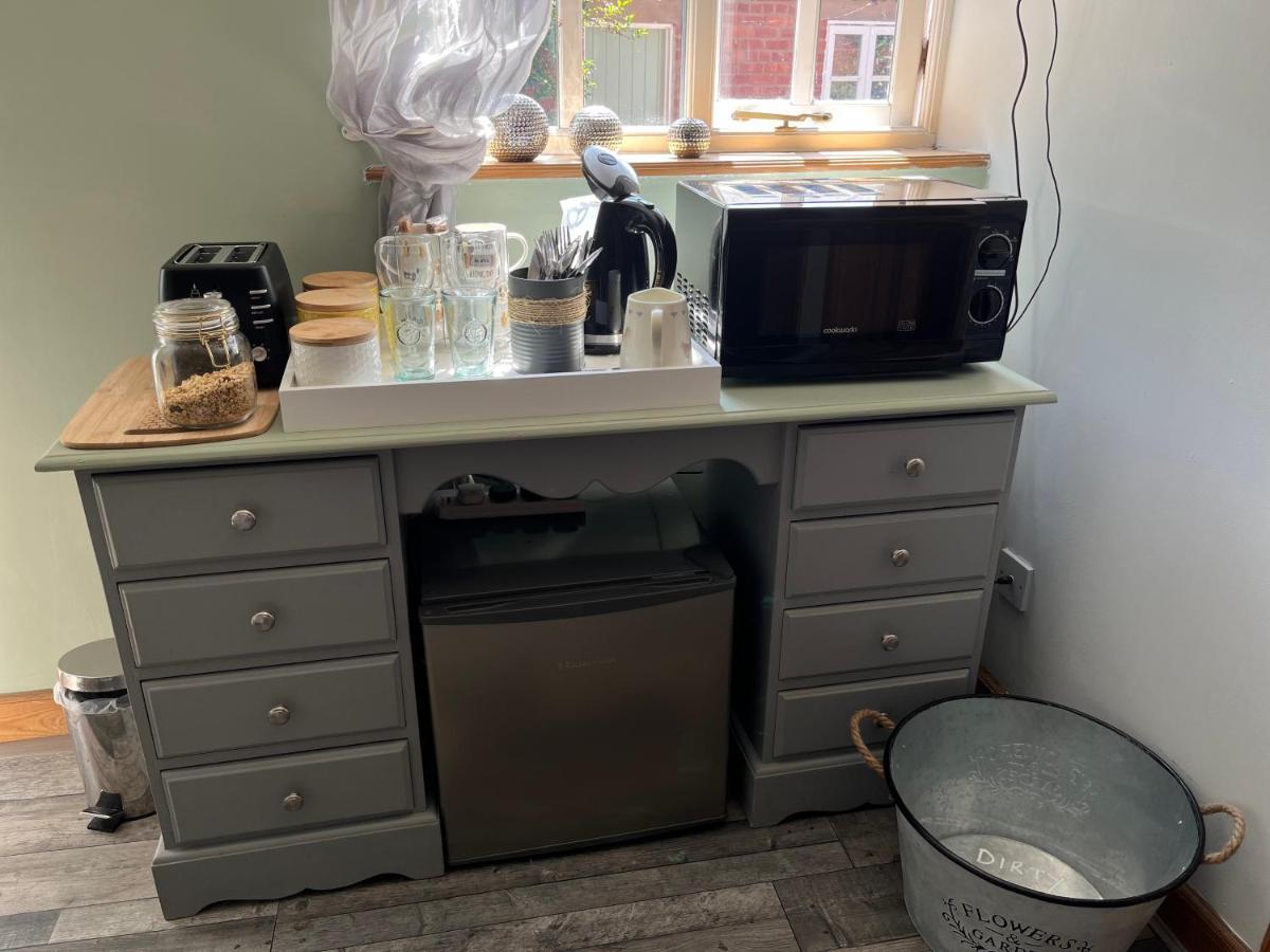 Pear Tree Cottage Courtyard Shrewsbury Ngoại thất bức ảnh